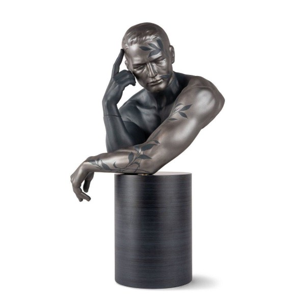 Скульптура "Отблески природы" - мужчина 